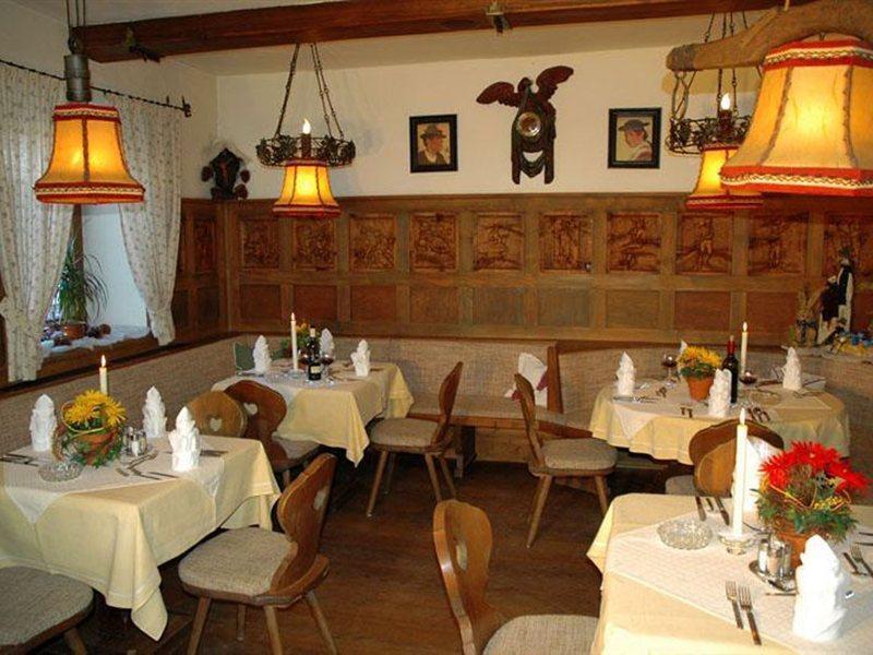 Kaiserhotel Neuwirt Oberndorf in Tirol Esterno foto